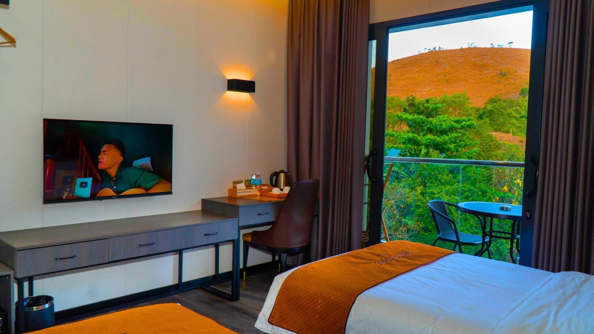 Venus Royale Hotel 코른 외부 사진