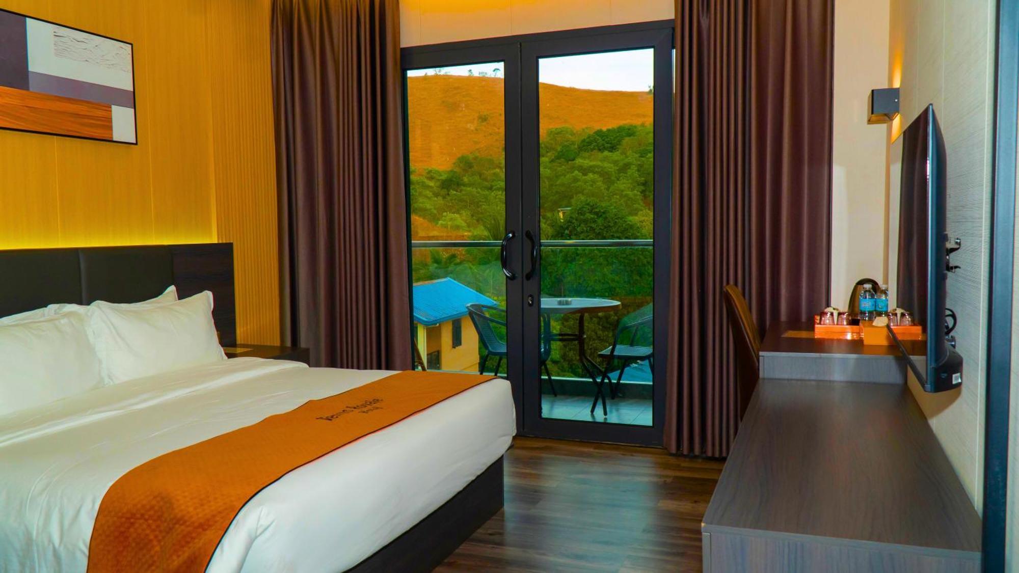Venus Royale Hotel 코른 외부 사진