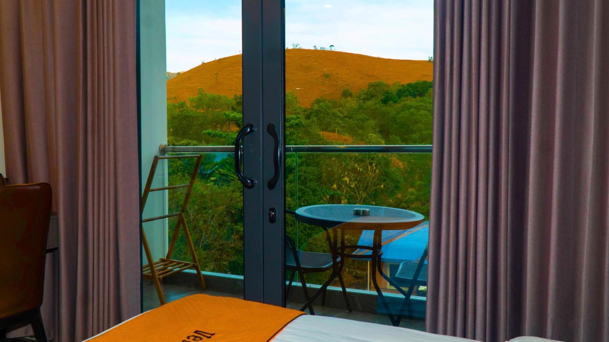 Venus Royale Hotel 코른 외부 사진