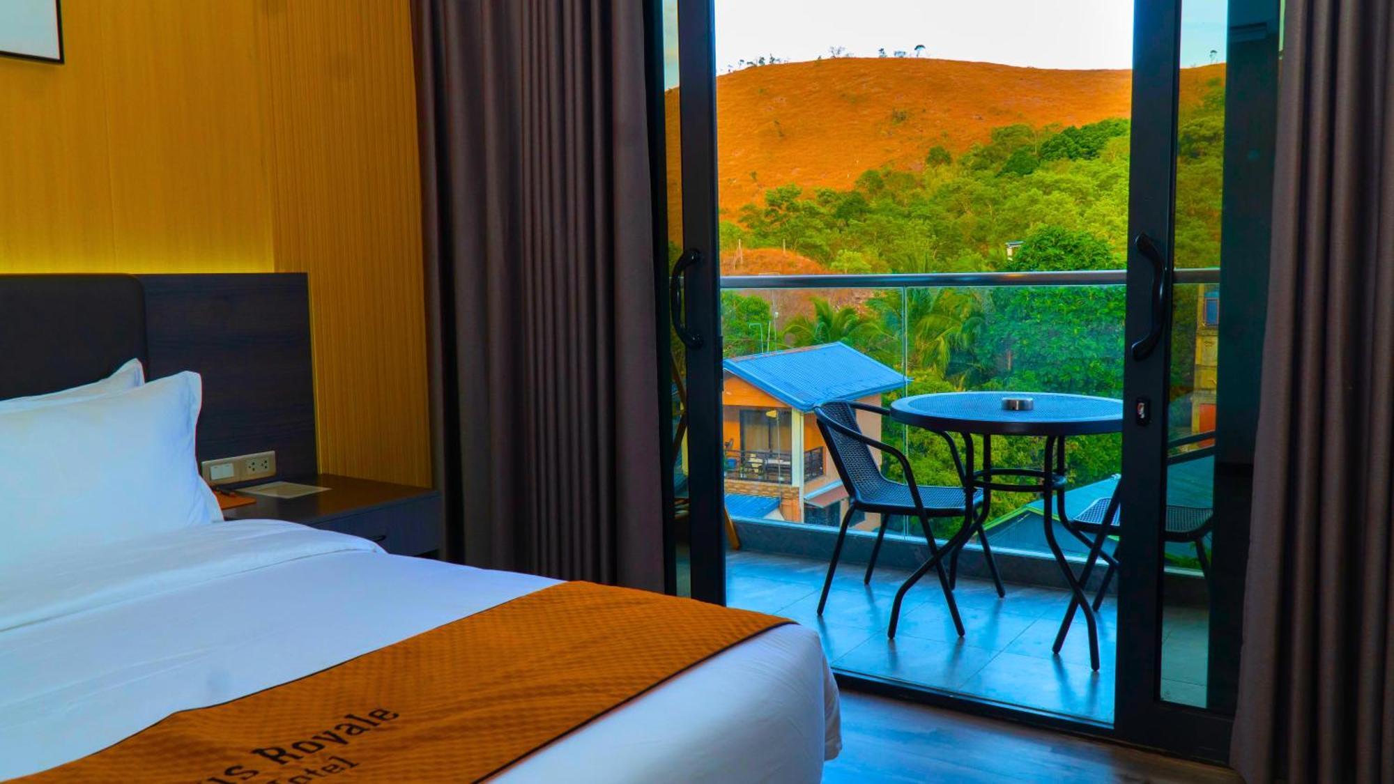 Venus Royale Hotel 코른 외부 사진